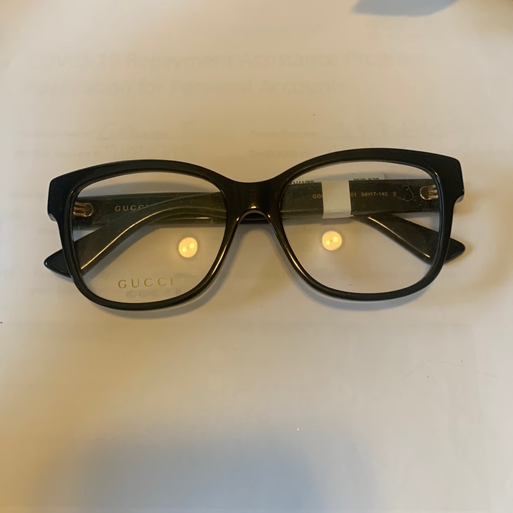 Ladies Gucci frame